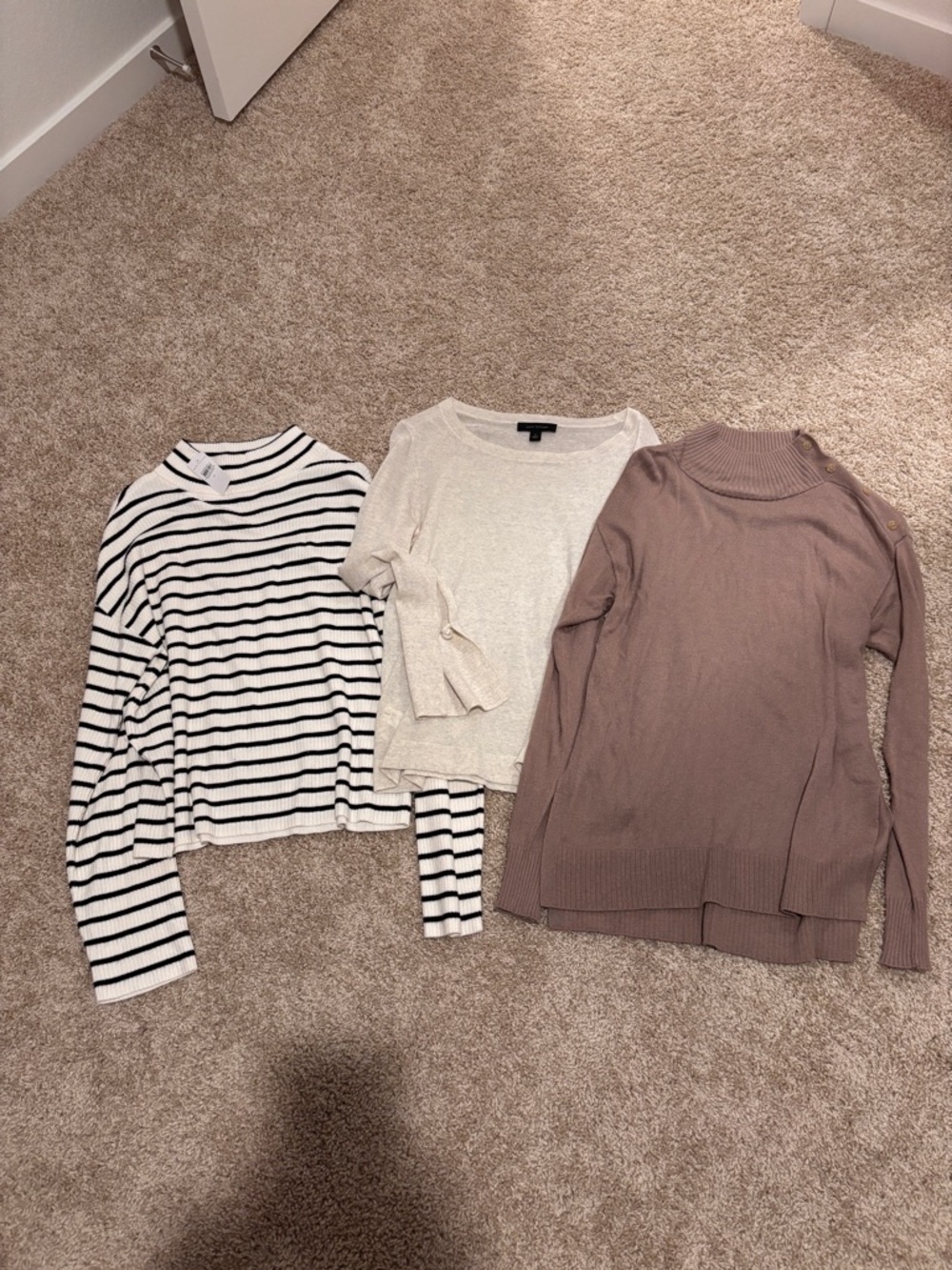 Ann Taylor Top Bundle Sz M